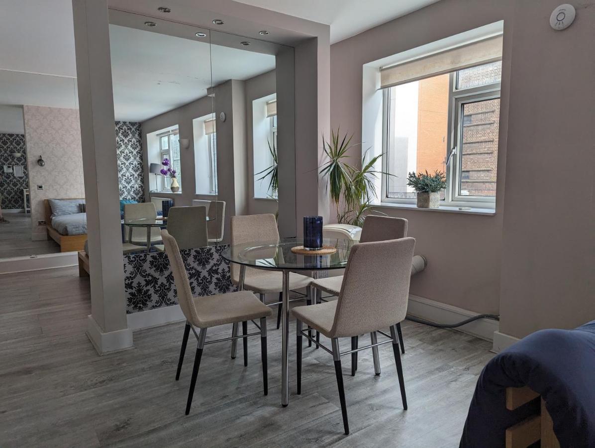 Appartamento Flat In Camden Town Londra Esterno foto